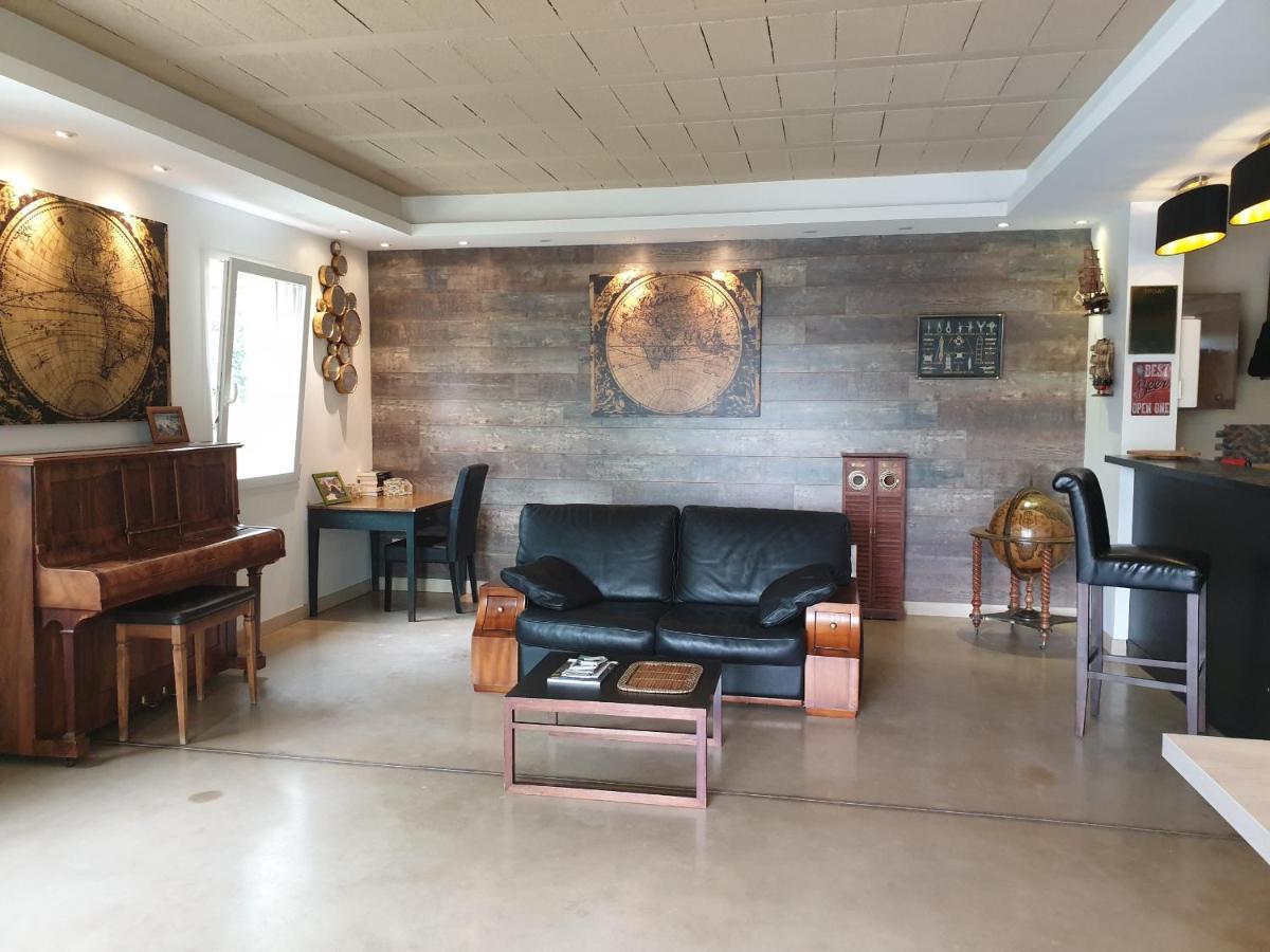 Le Clos Du Grand Chene - Gites 4 Etoiles - Saint-Marcel-d'Ardeche Ngoại thất bức ảnh